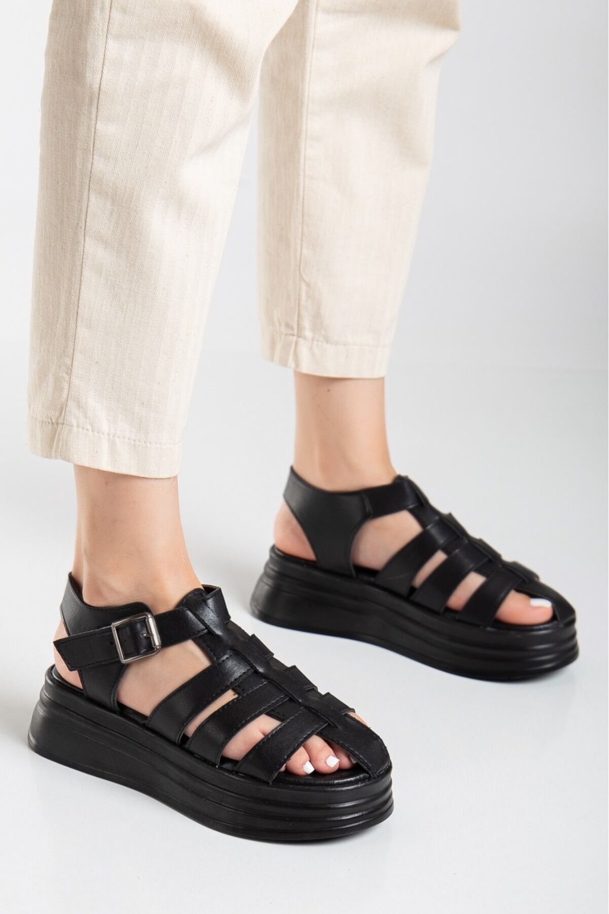 Modern Kafes Tarzı Yüksek Platform Tarzı Sandalet Siyah - 39